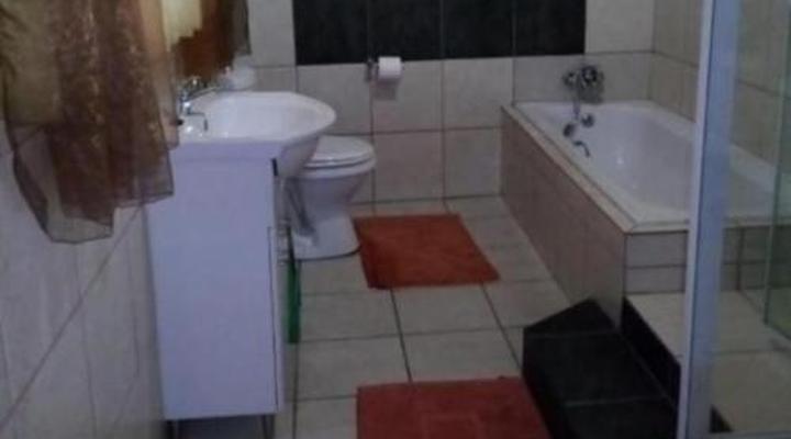 Rustenburg Guest House