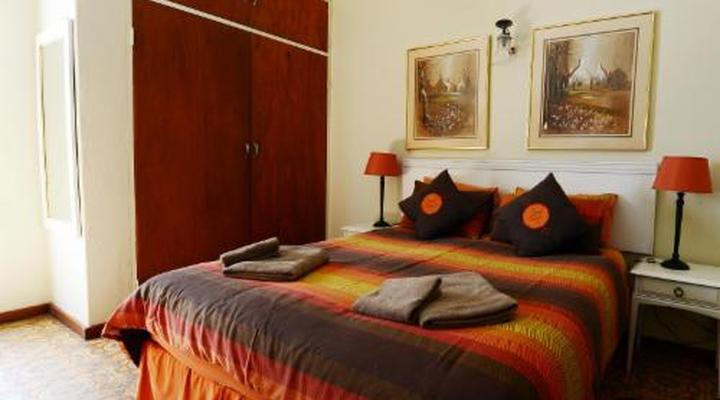 Waters Edge Holiday House