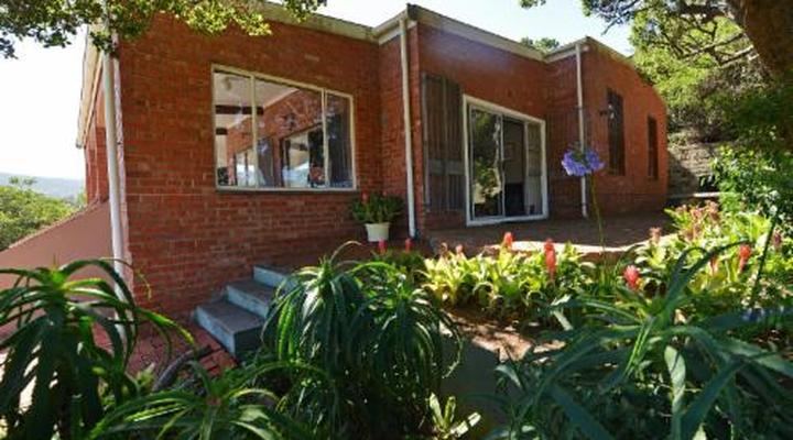 Waters Edge Holiday House