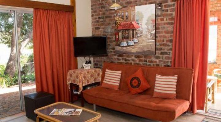 Waters Edge Holiday House