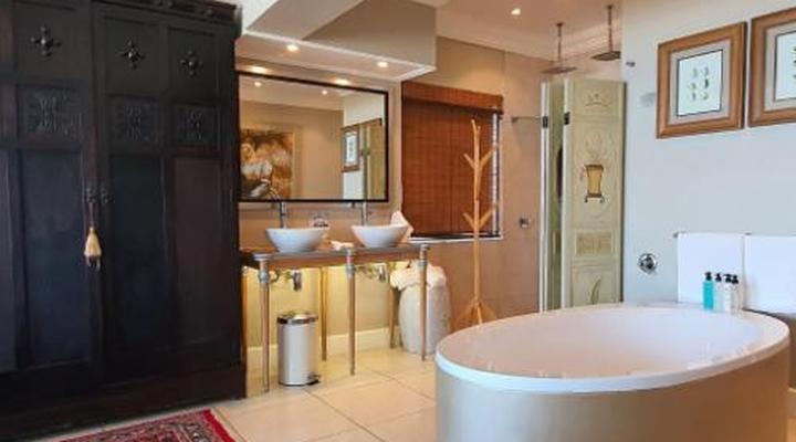 On the Beach Guesthouse and Suites