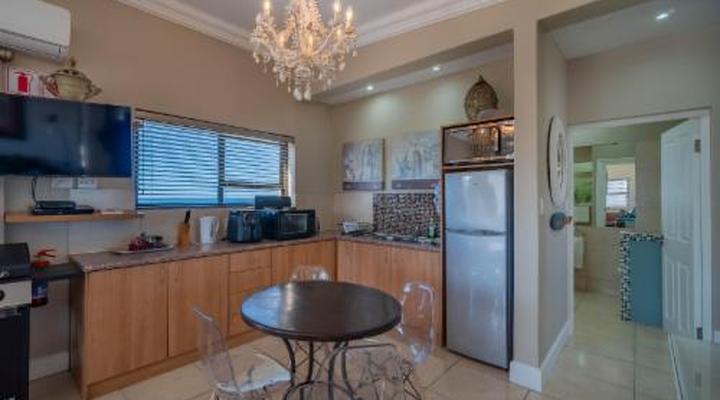 On the Beach Guesthouse and Suites