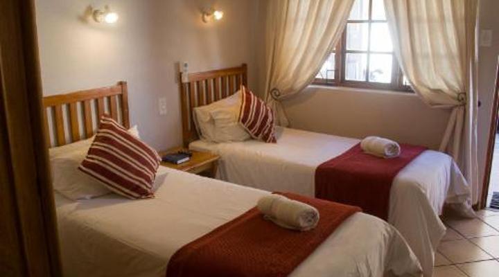Aan die Oewer Guesthouse