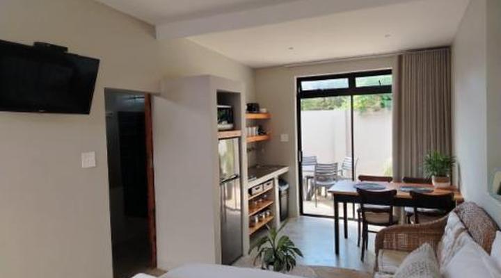 Nahoon Mouth Guesthouse