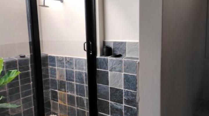 Nahoon Mouth Guesthouse