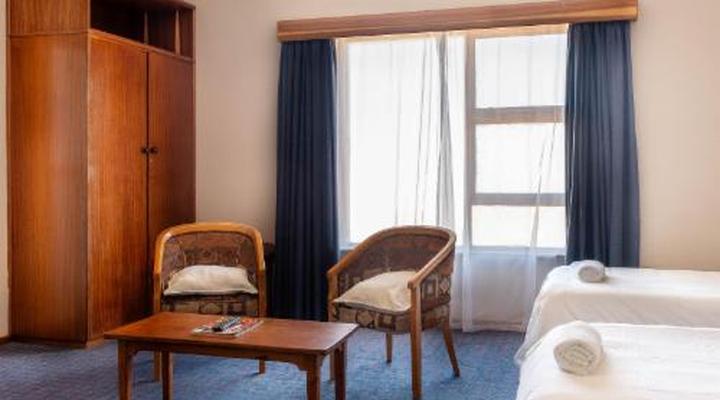 Karoo Country Inn Hotel