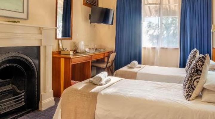 Karoo Country Inn Hotel
