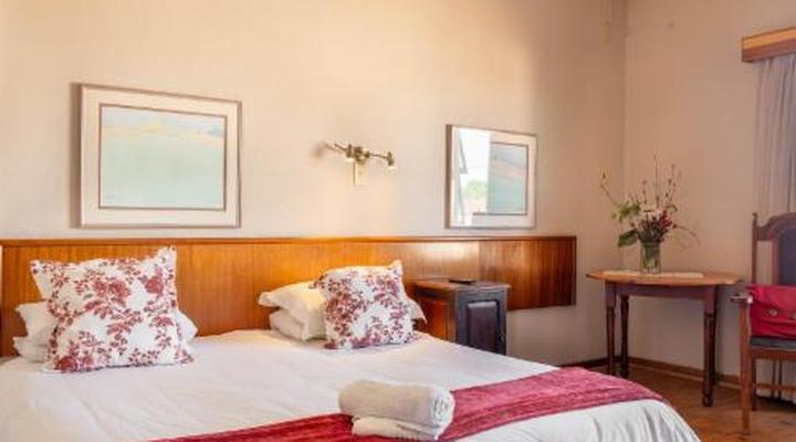 Karoo Country Inn Hotel