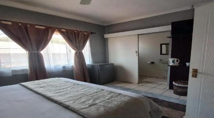 Bougainvillea B & B and Self-Catering