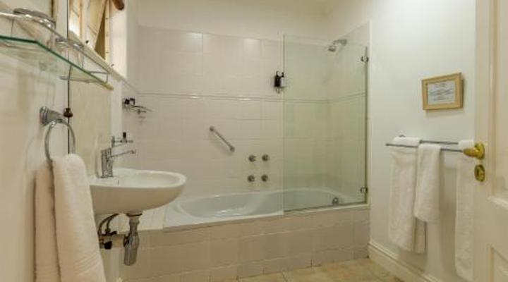 Moorcroft Manor Boutique Country Hotel