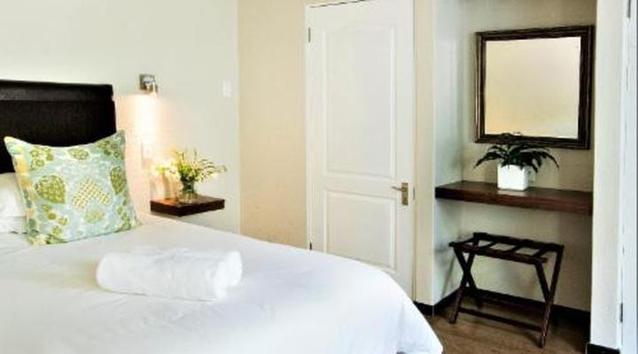 Sandton Slippers B&B