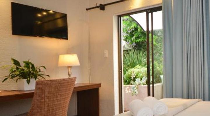 Sandton Slippers B&B