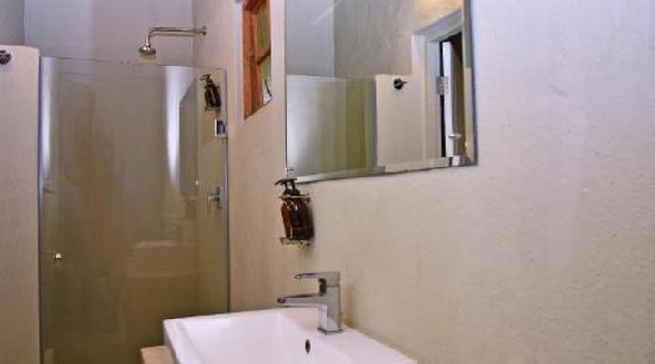 Bayala Private Safari Lodge and Camp