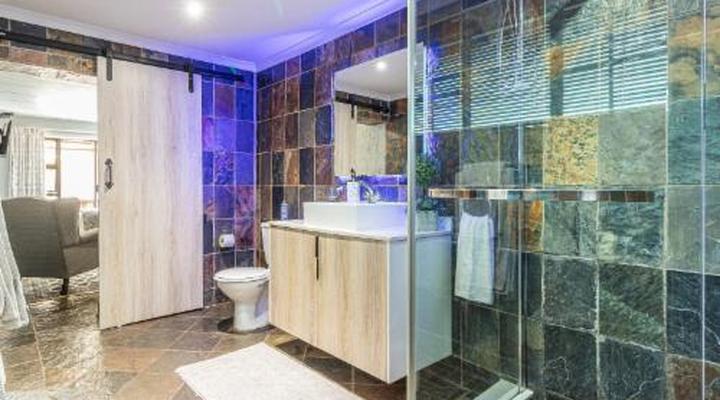 Golden Crest Guesthouse