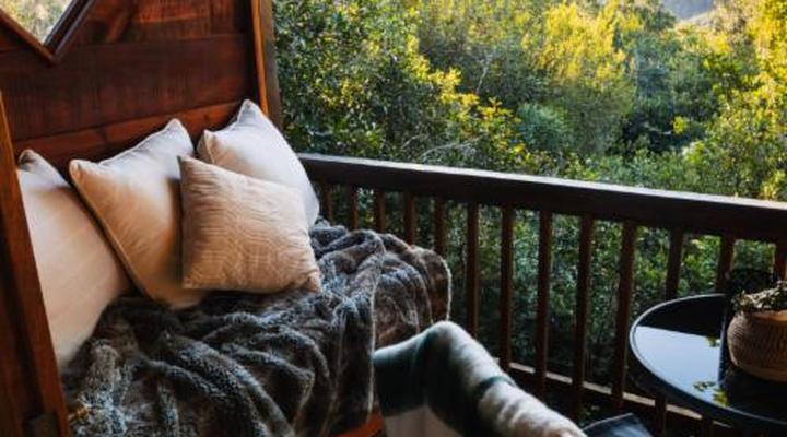 Moon Shine on Whiskey Creek