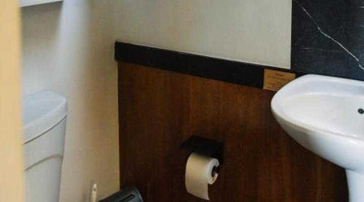 Moon Shine on Whiskey Creek