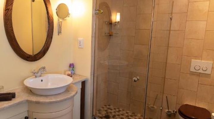 Double Dutch Bed and Breakfast