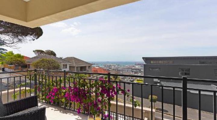 Star Holiday Apartments Cape Town