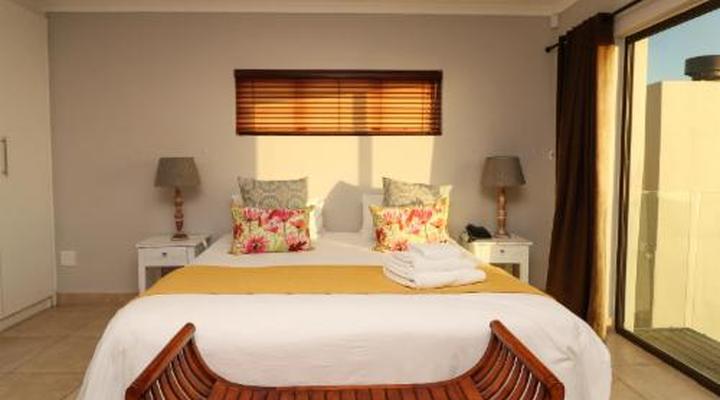 Blaauw Village Luxury Boutique Guest House