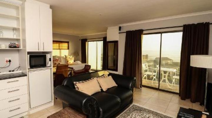 Blaauw Village Luxury Boutique Guest House