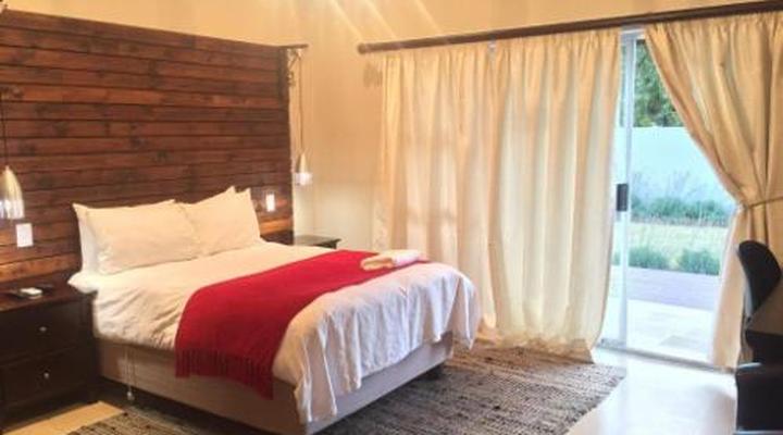 Tranquil House B&B @ 1 College Avenue