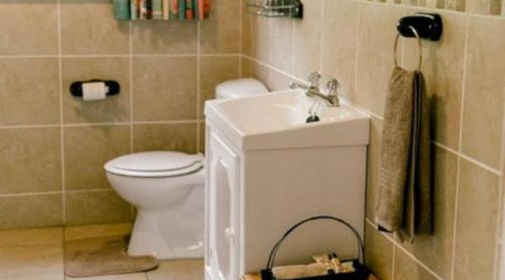 Thatchings Guest House and Conference Venue