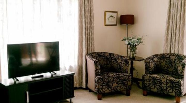 Thatchings Guest House and Conference Venue