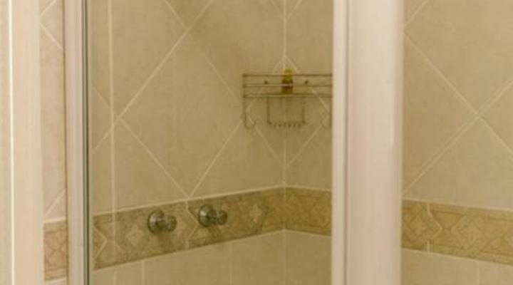 Thatchings Guest House and Conference Venue