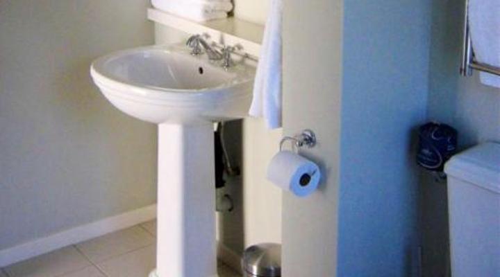 Coral Tree Colony Bed & Breakfast