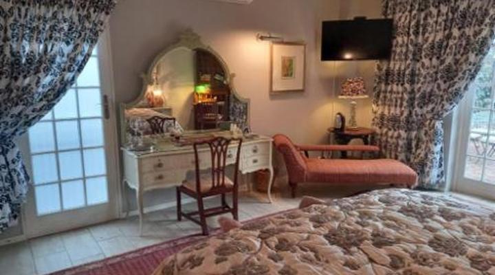 Michael-Angelo Guest House