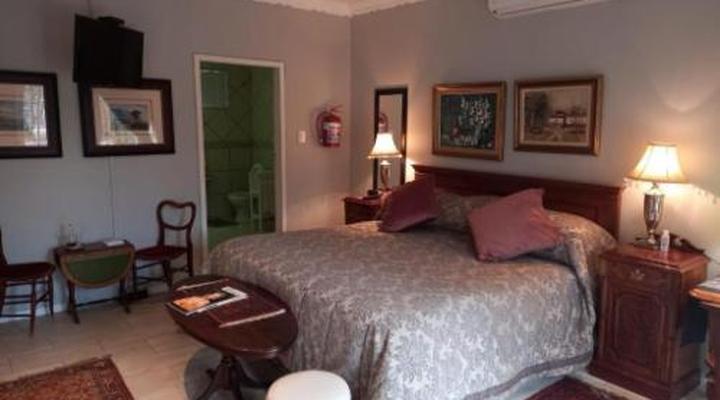 Michael-Angelo Guest House