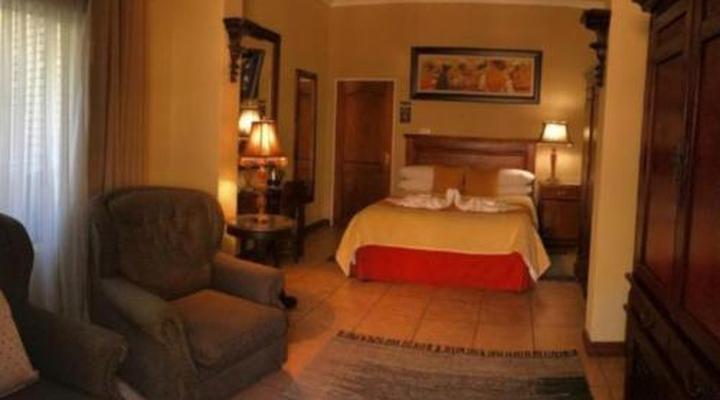 Le Cozmo Guest House