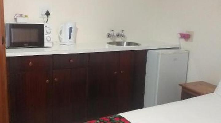 Dieu Donnee River Lodge