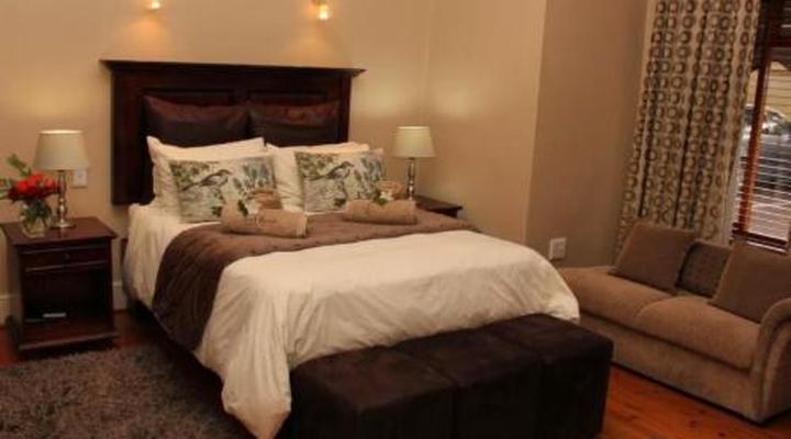 Del Roza Guest House