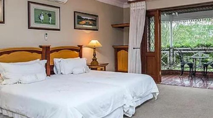 The Woodpecker Inn