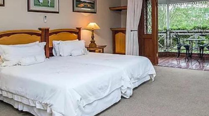 The Woodpecker Inn
