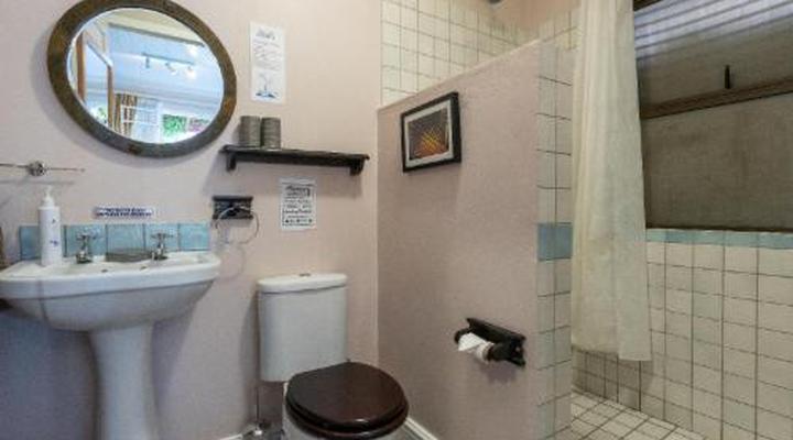 Inn-Style Guest House