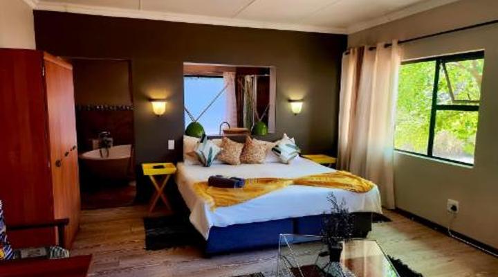 Villa Mexicana Guesthouse