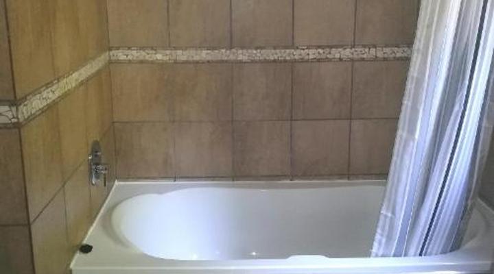 24 Onvrey Guest House