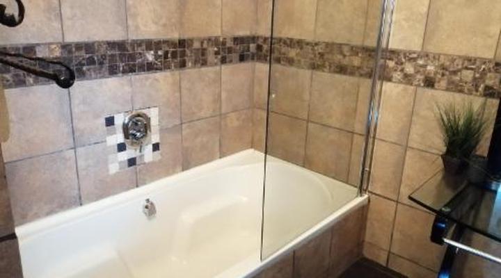 24 Onvrey Guest House