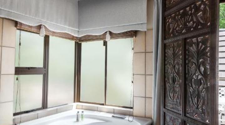 InnJoy Boutique Hotel