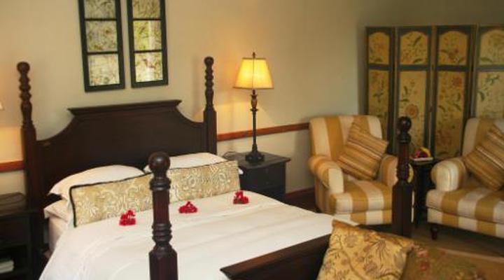 Leeuwenbosch Country House – Amakhala Game Reserve