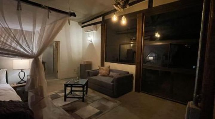 Baluleni Safari Lodge