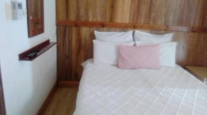 North Lodge Cottages Self-catering