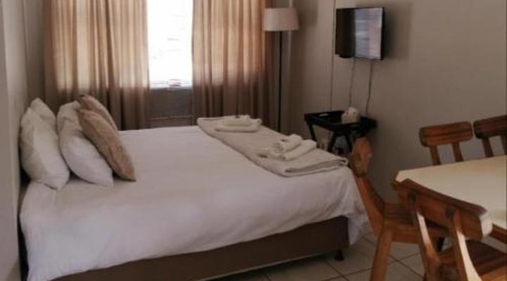 Swartberg Guest House