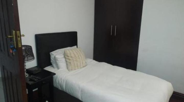 Buckleigh Guest House