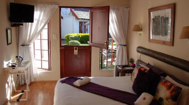 Journey's Inn Africa Guest Lodge