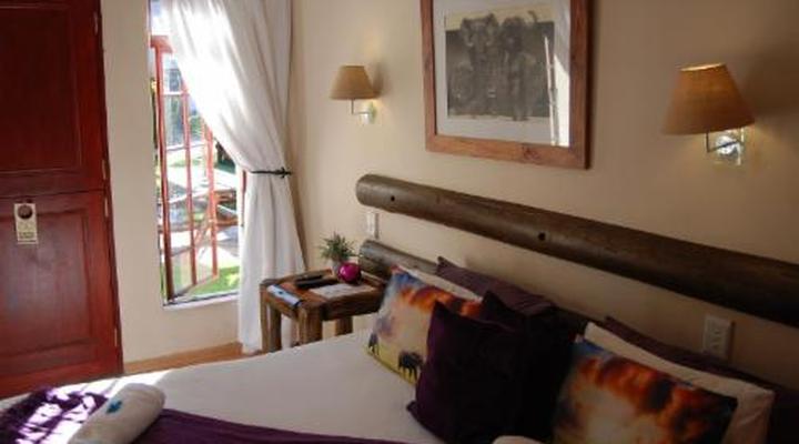 Journey's Inn Africa Guest Lodge