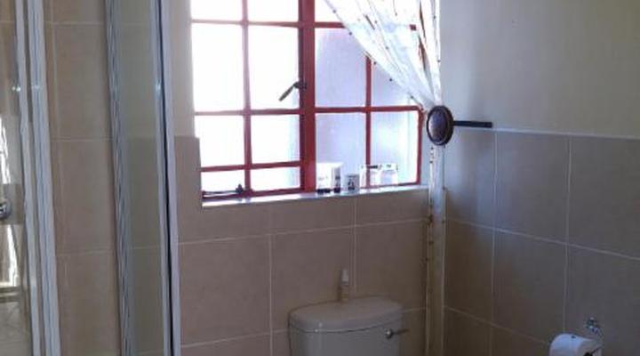 Journey's Inn Africa Guest Lodge