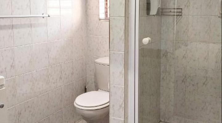 De Keurboom Guest House